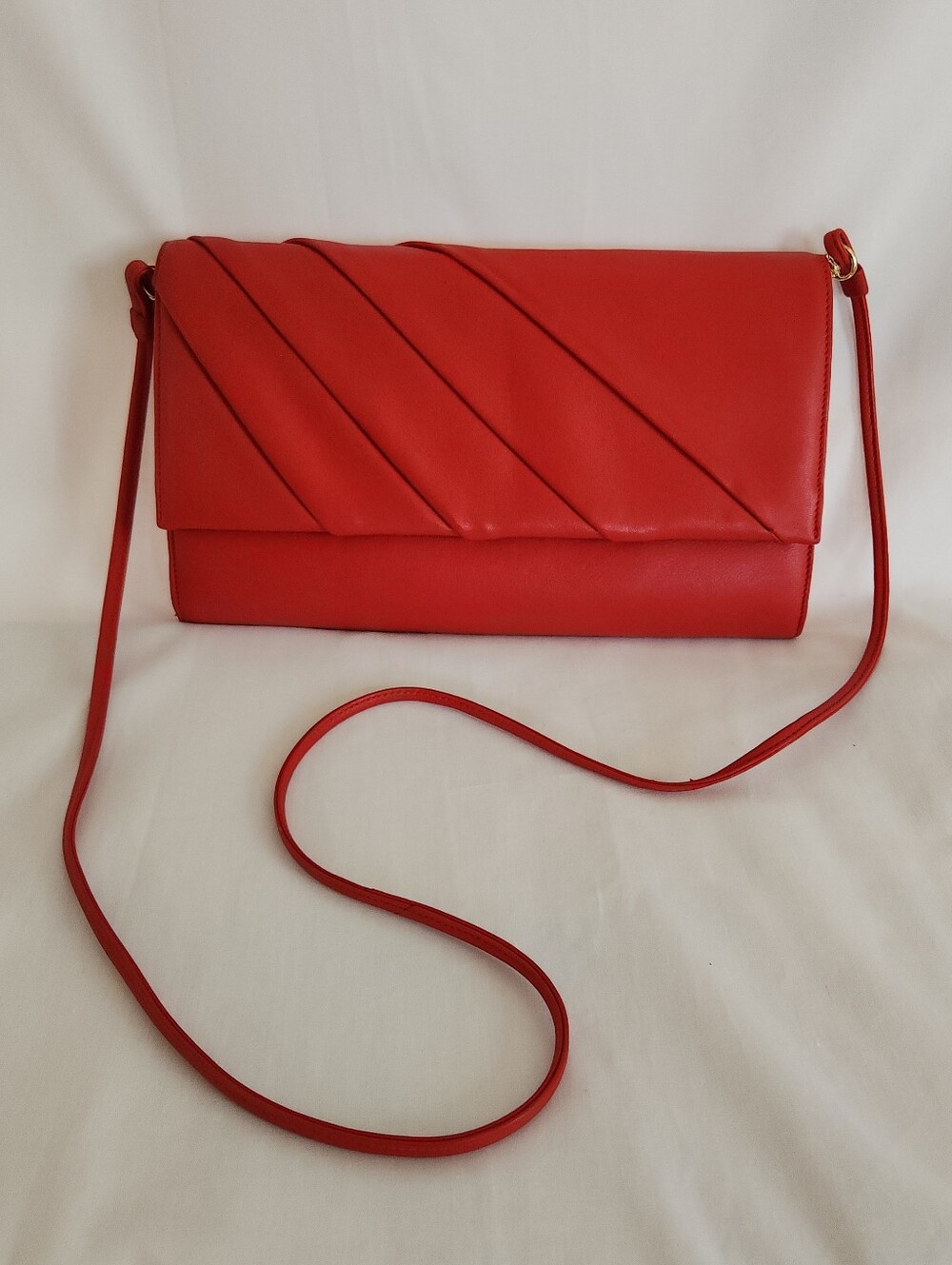 Vintage Red Ande’ Structured Crossbody East-West Purse Bold Statement Accessory